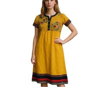 Womens folk boho Yellow Embroidered Dress Women’s Size M Short Sleeve